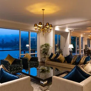 Serenity Hotel